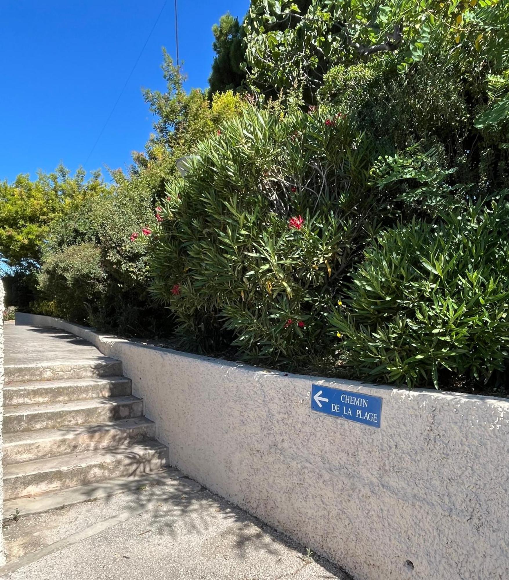Studio Cosy En Bord De Mer Saint-Cyr-sur-Mer Esterno foto